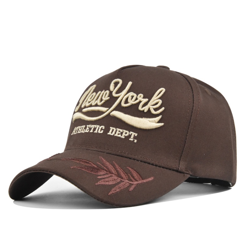Cappello in cotone ricamato Ne - Embroidery York recensione e prezzo
