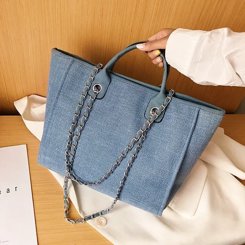Borsa tote a catena con tracol - Embroidery Font recensione e prezzo