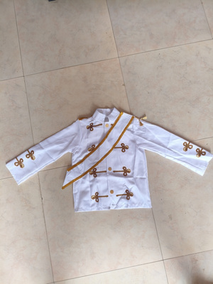 Abito uniforme reale da ragazz - Embroidery Uniforms recensione e prezzo